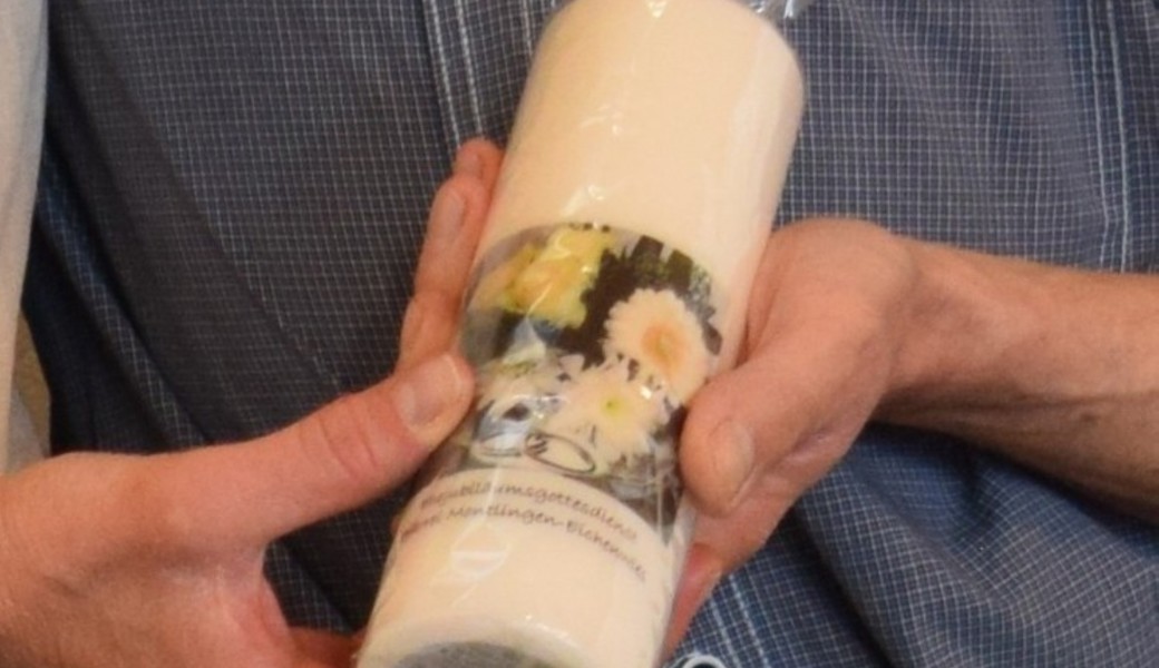 Jubiläumspaar mit Kerze