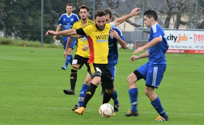 Immer mit Kollegen Fussball gespielt