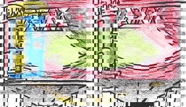 Da Fuzi und da Küenzler koofed för a Läppchen / z Amschterdam Sitzplätz s’isch a Schnäppchen, / aber korz vor am Spiel merkeds, oha Lätz, / da sind nur Tickets för Tüüfgarageplätz.