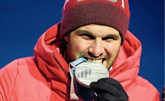Marc Bischofberger nimmt Mass an der olympischen Strecke