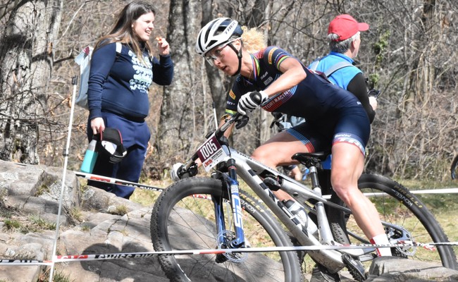 Jolanda Neff wird Zweite am Mini-Weltcup - auch Sirin Städler fährt im Tessin aufs Podest