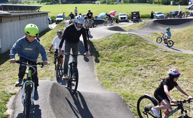 «Pump Chill & Grill» – Bilder von der Pumptrack-Saisoneröffnung