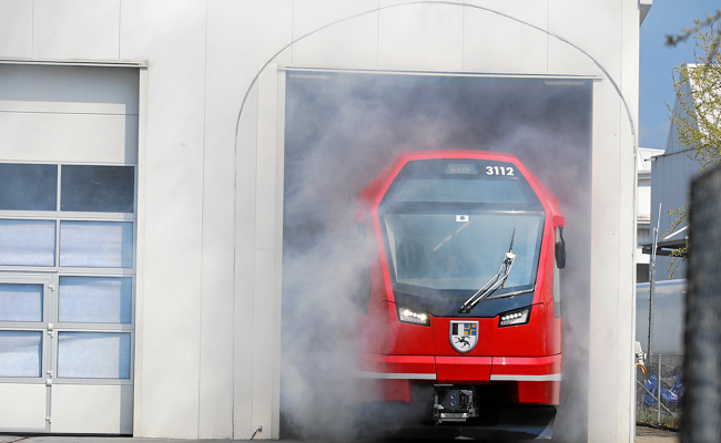 Stadler beantragt Kurzarbeit: Wie ein Unwetter die Produktion der Wagenkästen in Altenrhein stoppt