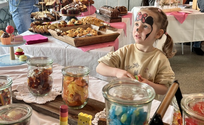 Alles für die Kleinsten im Dorf: Grosser Andrang am Erlebnistag
