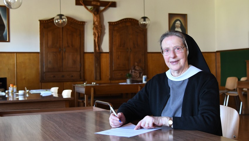Aktuell wohnt noch Sr. M. Angelika Scheiber (69) im Kloster Maria Hilf. Aktuell wohnt noch Sr. M. Angelika Scheiber (69) im Kloster Maria Hilf.