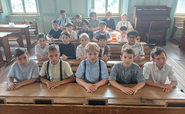 111 Jahre Schulhaus Breite: Schülerinnen und Schüler erleben die Schulzeit von 1914