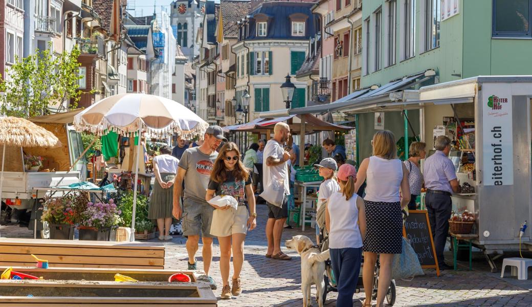 Der Bauernmarkt bietet ein spezielles Einkaufserlebnis.
