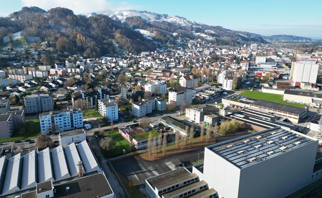 Neuer Deckbelag in St. Margrethen wird eingebaut – weniger Lärm auf Hauptstrasse