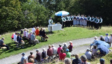 Beten und feiern in der freien Natur beim Montlinger Schwamm