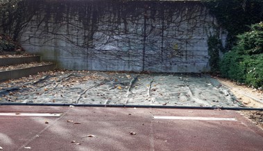 Auf der Gesa-Weitsprunganlage soll die Mauer nicht mehr im Weg stehen