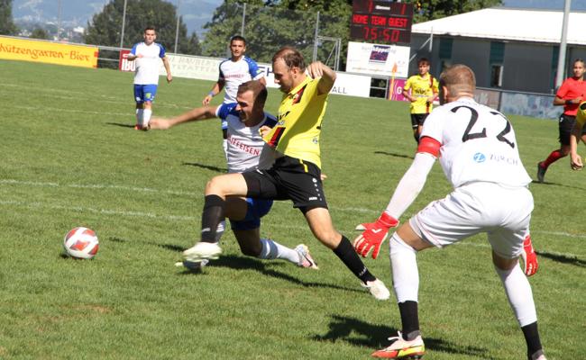 Aufsteiger FCA gewinnt souverän