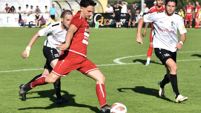 Montlingen (mit Fitim Ramadani) will auch in der Rückrunde eine so gute Rolle spielen wie dies im Herbst der Fall war. Montlingen (mit Fitim Ramadani) will auch in der Rückrunde eine so gute Rolle spielen wie dies im Herbst der Fall war.