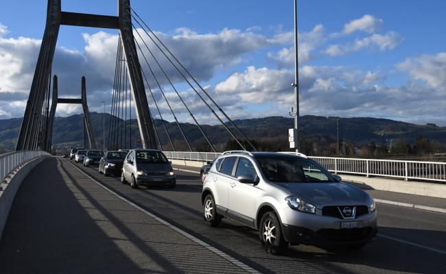 Schrägseilbrücke während drei Nächten nur einspurig befahrbar