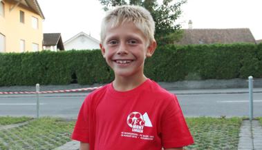 Lee mit Spezial-T-Shirt