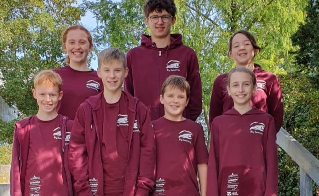 Nachwuchs von Rhy Swimming gewinnt in Singen neunmal Edelmetall
