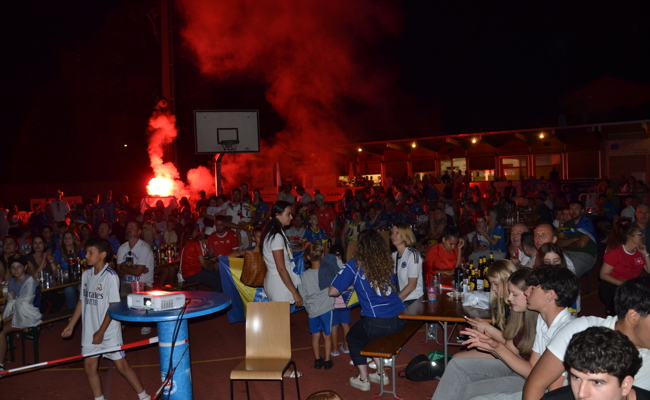 In St. Margrethen feierten Schweizer und bosnische Fans ein gemeinsames Fest