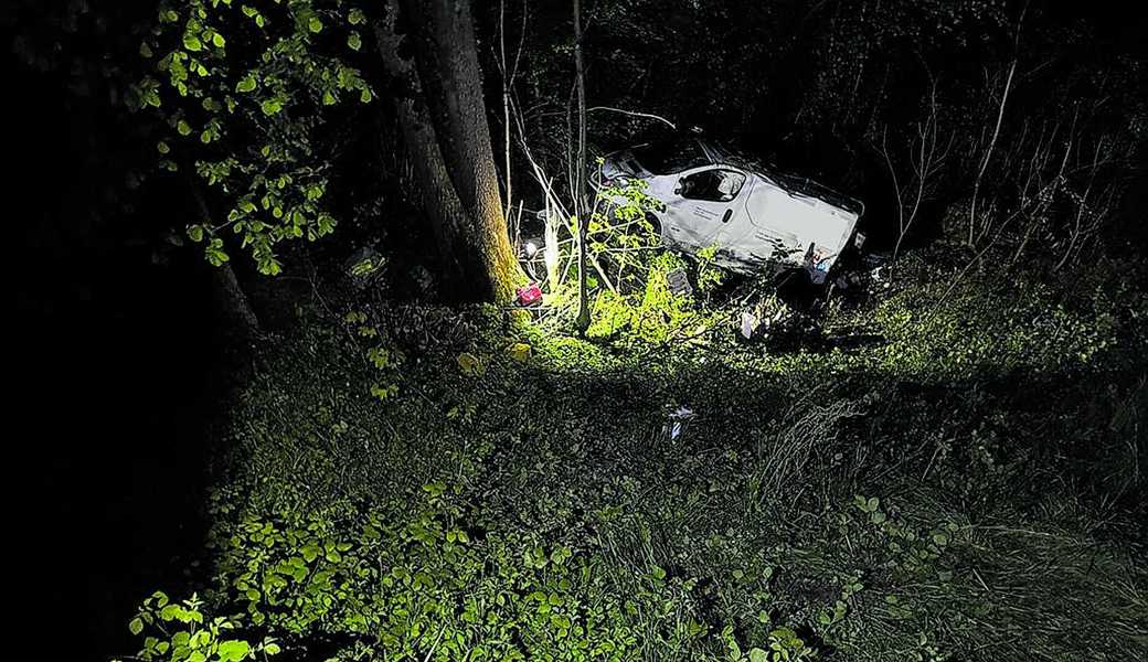 Die Unfallstelle: Die Obereggerstrasse musste am Abend des 17. Mai 2023 für mehrere Stunden gesperrt werden.