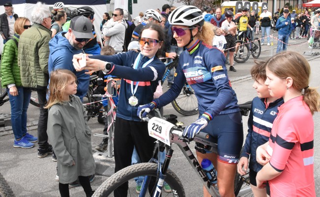 Siegreiche Weltcup-Hauptprobe von Olympiasiegerin Jolanda Neff im Hasenwinkel