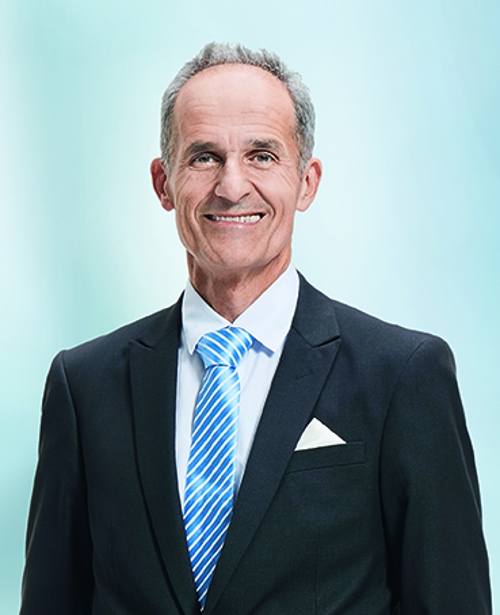 Marco Toscanelli, Mitglied der Direktion, marco.toscanelli@alpharheintalbank.ch Marco Toscanelli, Mitglied der Direktion, marco.toscanelli@alpharheintalbank.ch