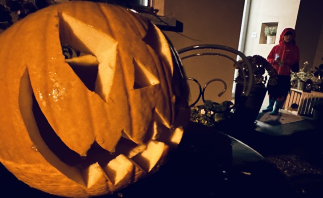 Halloween: Diesmal waren eher die Erwachsenen in Zombielaune