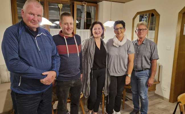 SVP-Ortspartei mit neu formiertem Vorstand und einer Präsidentin