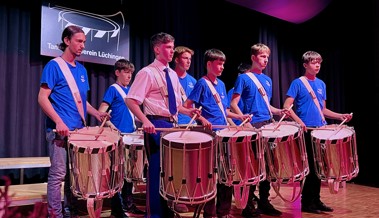 Tambourenverein  professionalisiert sich und gründet Musikkommission