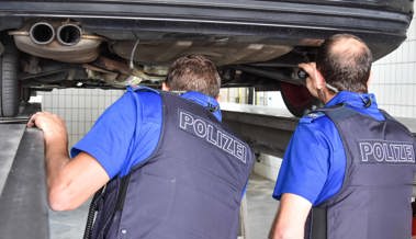 Poser ohne Auto: Polizei zieht getuntes Fahrzeug aus dem Verkehr