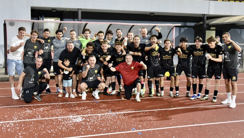 «Hier regiert der FCA!» hiess es nach dem Spiel vom feiernden Altstätter Kollektiv. «Hier regiert der FCA!» hiess es nach dem Spiel vom feiernden Altstätter Kollektiv.