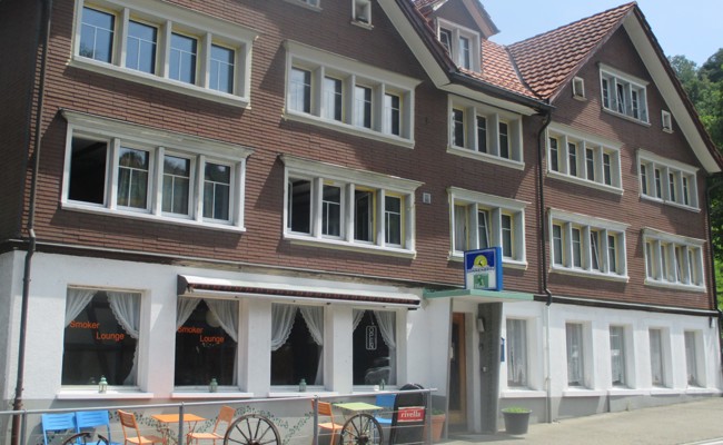 Restaurant Blume ist wieder geschlossen - Wirtin macht Bevölkerung Vorwürfe