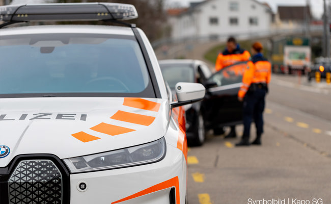 Hasch in der Unterhose und viele beanstandete Fahrzeuge