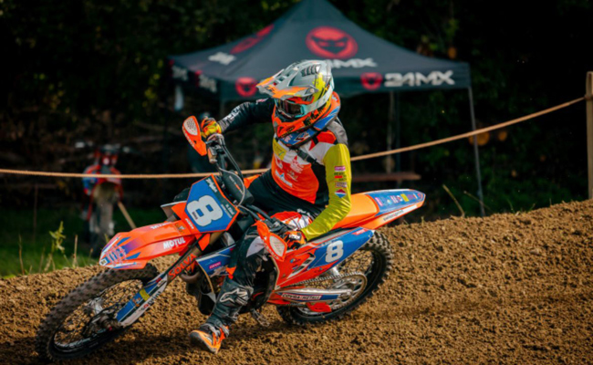 Überzeugende Leistungen der Motocrosserinnen und Motocrosser