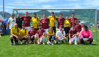 220 Sportlerinnen und Sportler kämpften am Rhyboot-Sporttag um Tore und Medaillen