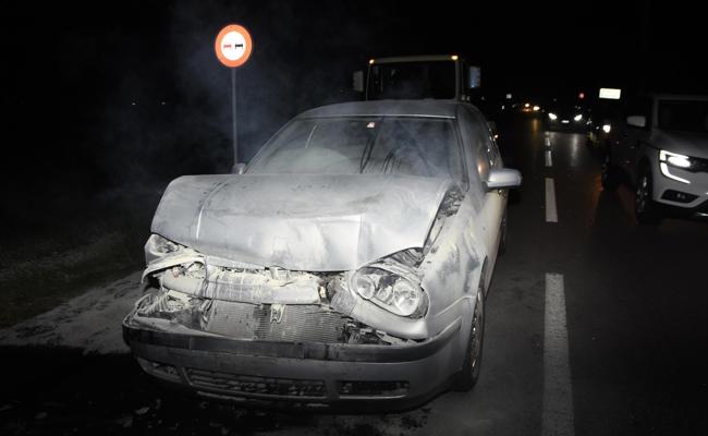 Karambolage mit Autobrand zwischen Oberriet und Altstätten