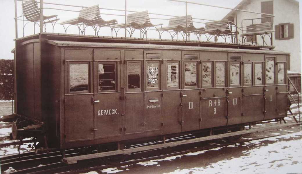 Attraktion der 1875 eröffneten Rorschach-Heiden-Bergbahn (RHB) war der doppelstöckige Personenwagen mit Freiluft-Sitzgelegenheiten. 