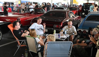 Der amerikanische Traum auf Rädern: US Cars and Bikes Meeting