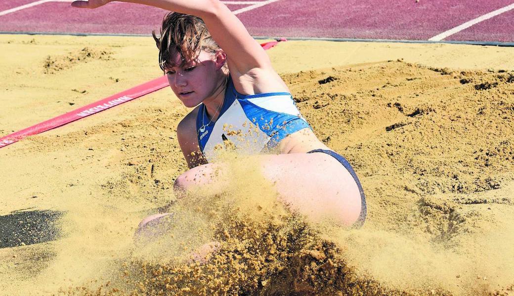 Lena Bischofberger punktete im Dreisprung.  Lena Bischofberger punktete im Dreisprung.
