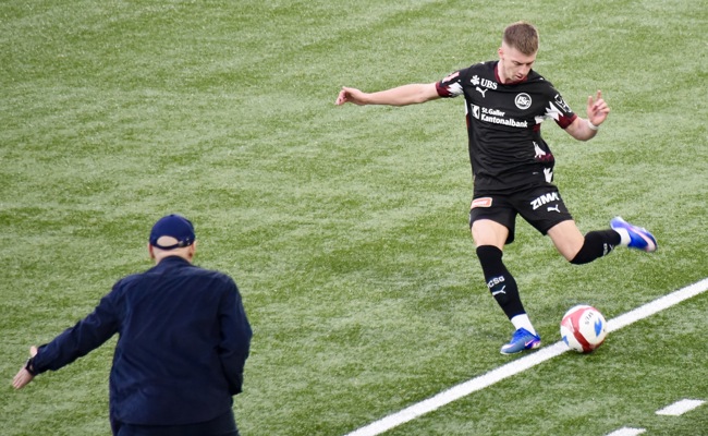 Der FC St.Gallen will den Anschluss nach oben nicht verlieren