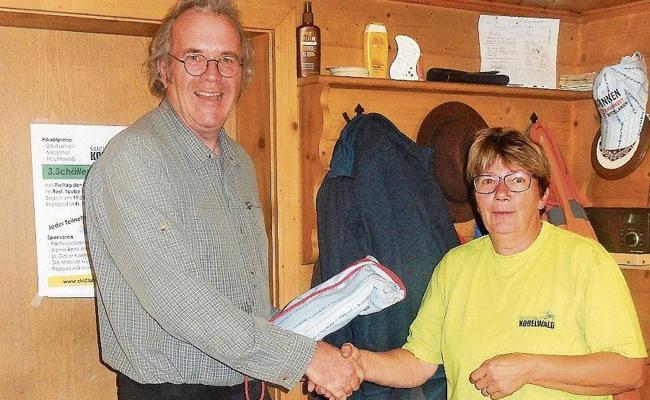 Hengartner übergibt  Präsidentenamt an Dietschi