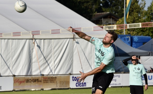 Grenzlandturnier ist eröffnet – Faustball bei bestem Wetter