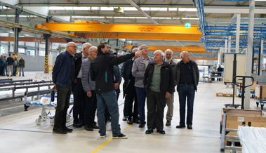 Die Mitglieder des Jansen-Rentnervereins inspizierten die neue Produktionshalle