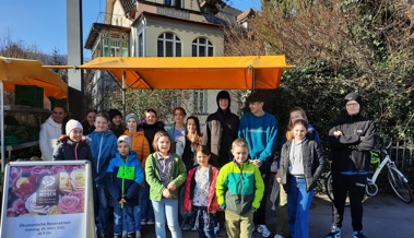 300 Rosen wurden für einen guten Zweck verkauft