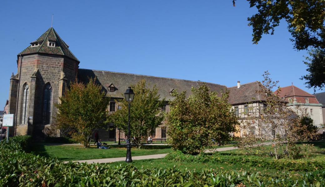 Im Unterlinden-Museum in Colmar ist der Isenheimer Altar ausgestellt. Im Unterlinden-Museum in Colmar ist der Isenheimer Altar ausgestellt.