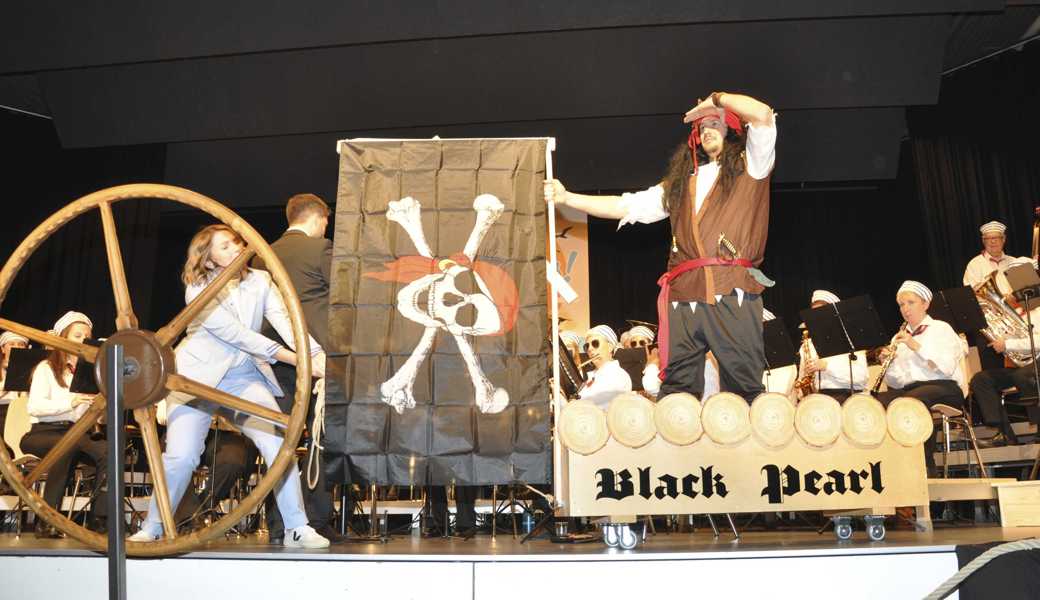 Auf hoher See in der Karibik begegnete der Musikverein Balgach auch Piraten. 