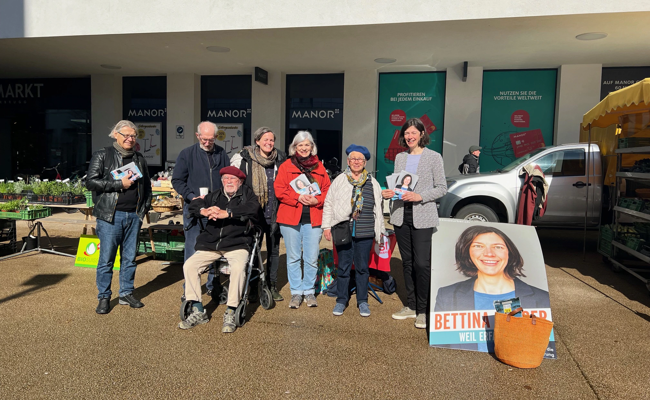 Wahlkampf zwischen Setzlingen und Gemüse