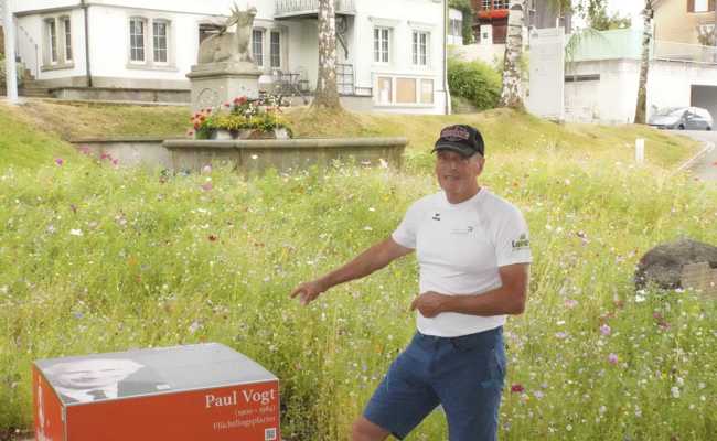 Von Friedenstisch zu Friedenstisch bis nach Heiden laufen