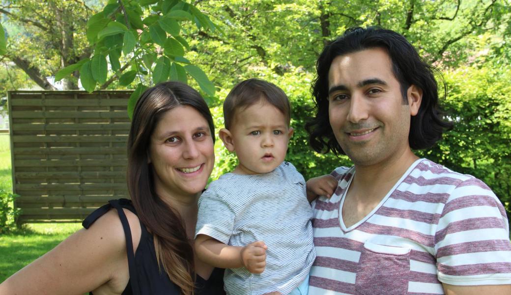Sacha Sapra-Jenny, Inhaber der Balgacher Werbeagentur Kreatif und OK-Chef des Heerbrugger Festivals «Sommer im Park» ist seit fünf Jahren mit Martina Jenny verheiratet. Ihr gut einjähriger Sohn Linde Alexander scheint auch bereits zu wissen, was er will.