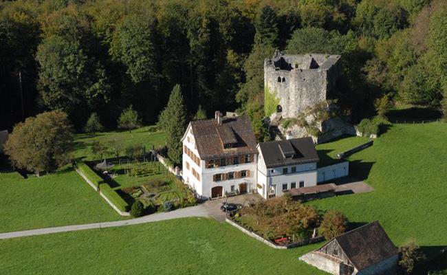 Deutscher kauft Burg Forstegg