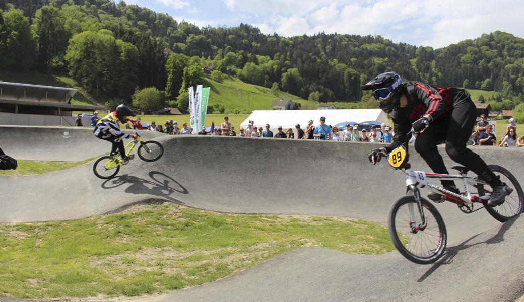 Ein Pumptrack, wie hier in Berneck, entspricht dem Bedürfnis der Jugendlichen nach Bewegung, Spiel und Sport. 