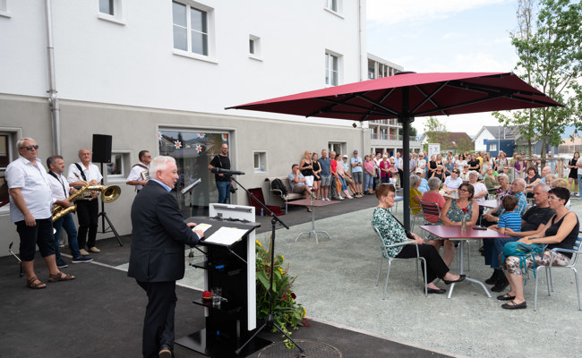 Wohnungen fürs Alter mit Aussicht ins Grüne und viele Enkelbesuche