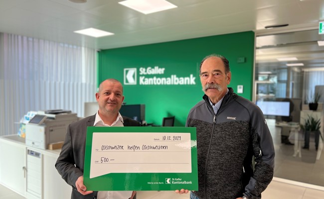 St.Galler Kantonalbank unterstützt «Ostschweiz hilft Ostschweiz» zu Weihnachten